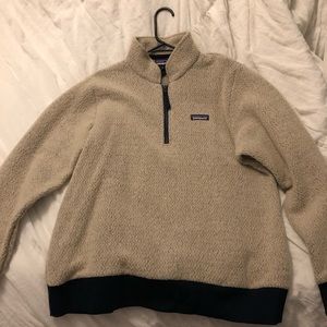 Women’s Patagonia Woolyester Fleece pullover